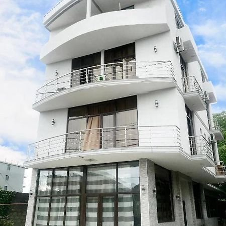 Отель Tiktok House Кобулети Экстерьер фото