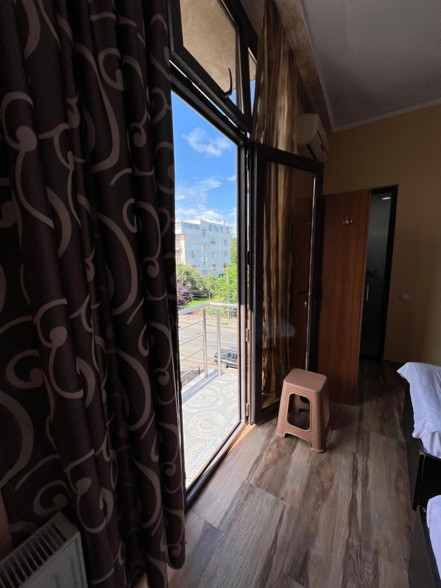 Отель Tiktok House Кобулети Экстерьер фото